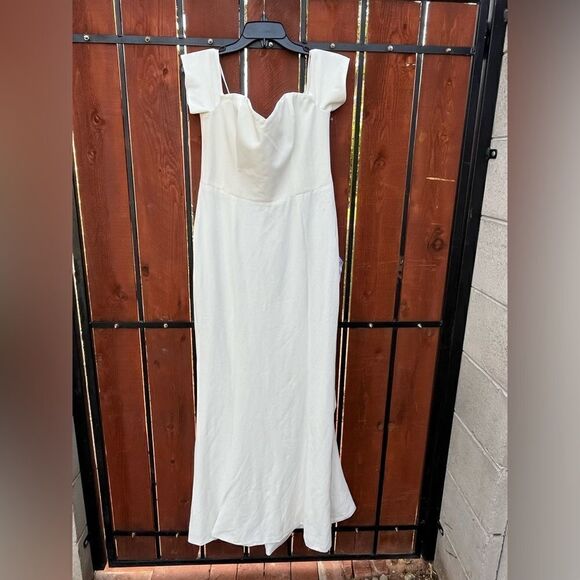 DRESS THE POPULATION Logan Off the Shoulder Evening Dress in Off White Large - Picture 2 of 8